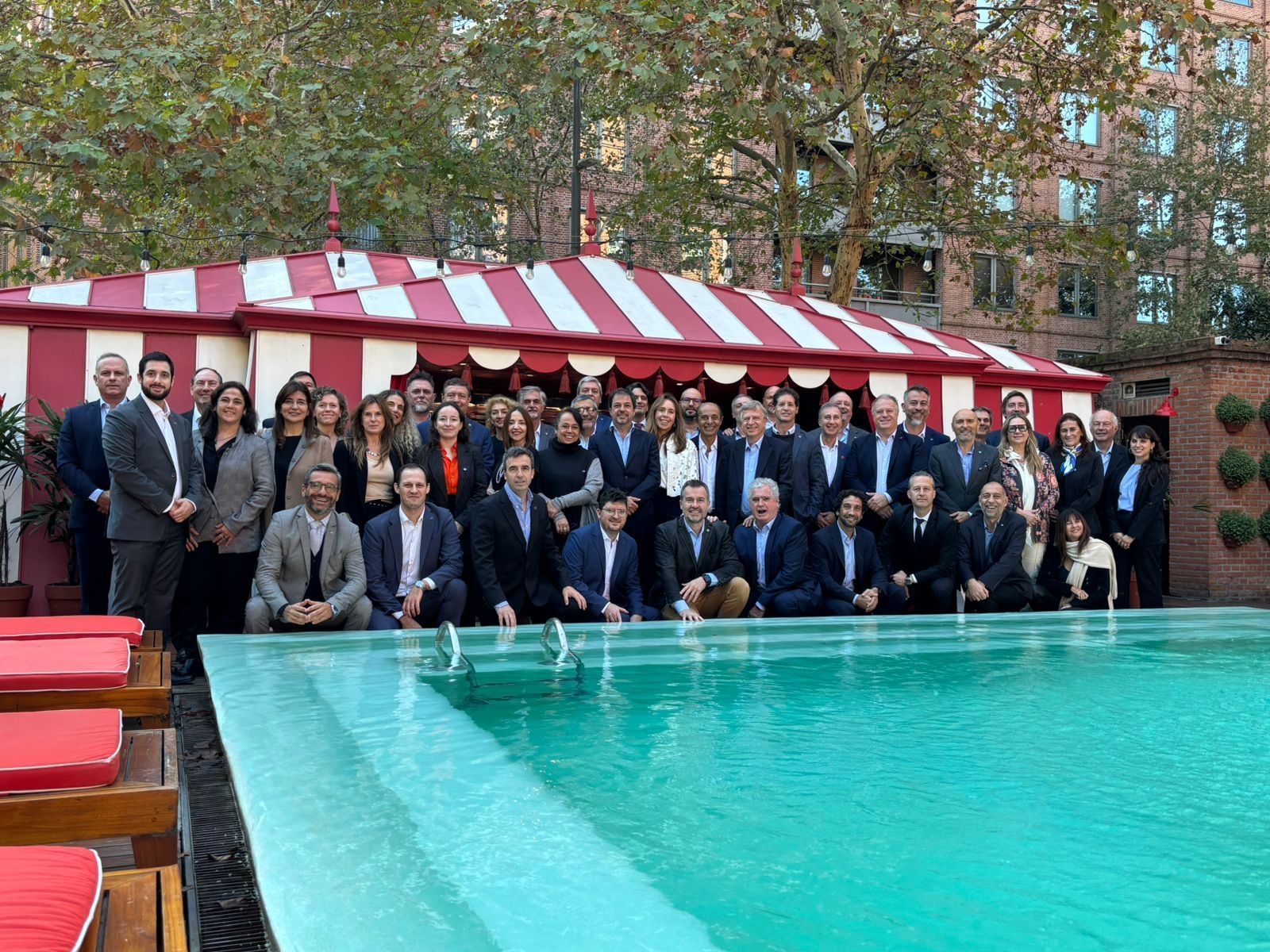 Argentina: Valentín Díaz Gilligan destaca importancia del trabajo conjunto con el sector hotelero en reunión nacional