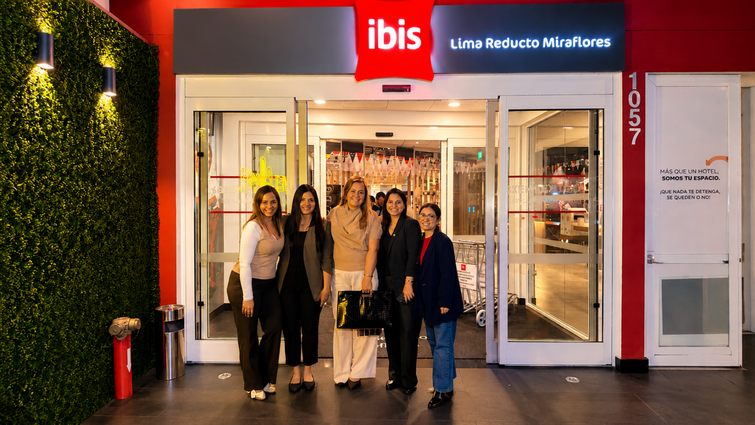 Ibis Lima Reducto