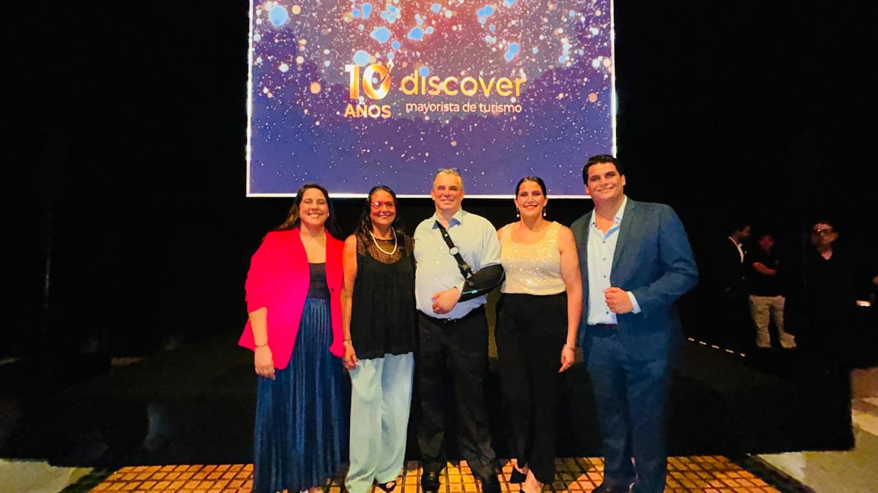 [Video y Fotos] Discover Mayorista celebró por todo lo alto una década de trayectoria con una emotiva gala en Miraflores